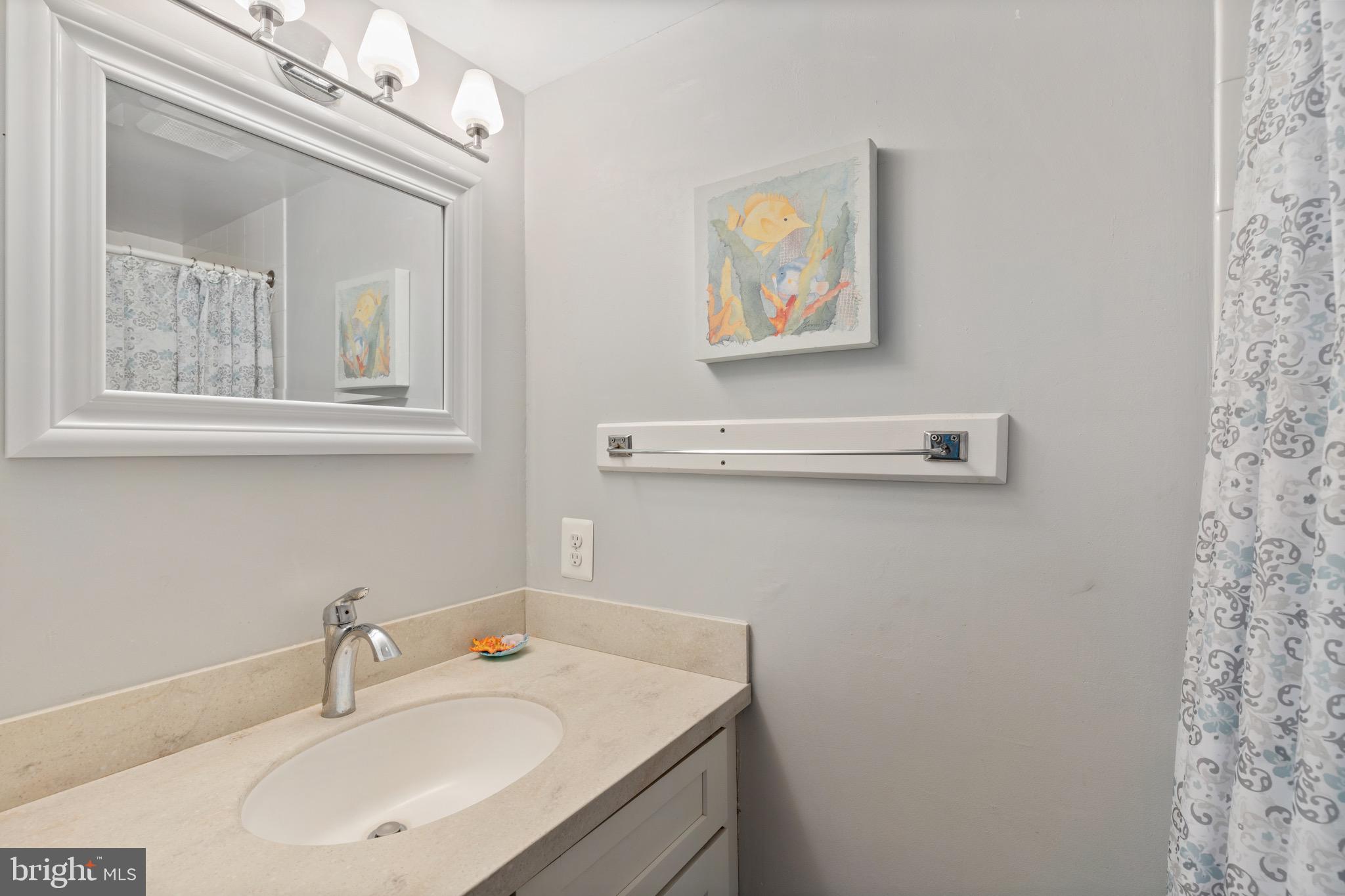 703 Rusty Anchor Road, Unit 14 Ocean City, MD 21842 - Photo 17 of 47 Gallery Image 17