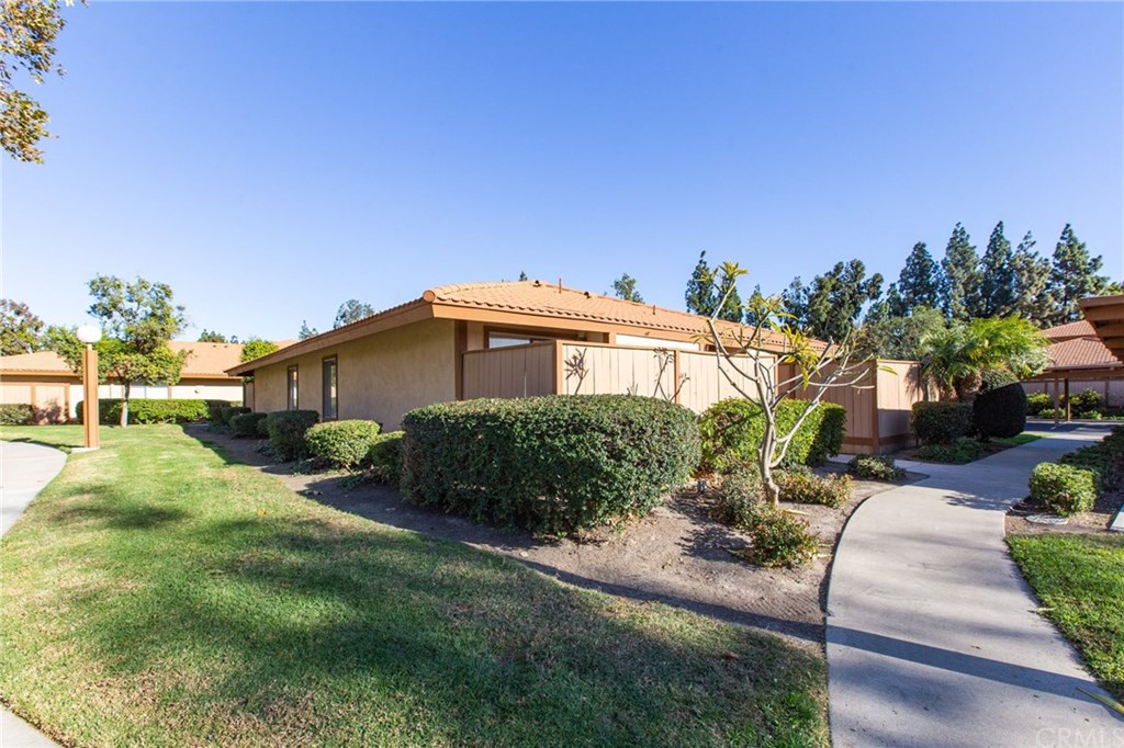 14172 Raintree Road Tustin, CA 92780 - Photo 2 of 30