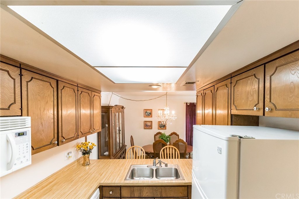 14172 Raintree Road Tustin, CA 92780 - Photo 13 of 30