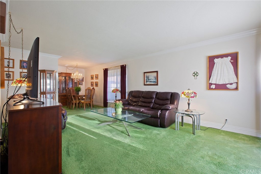 14172 Raintree Road Tustin, CA 92780 - Photo 6 of 30