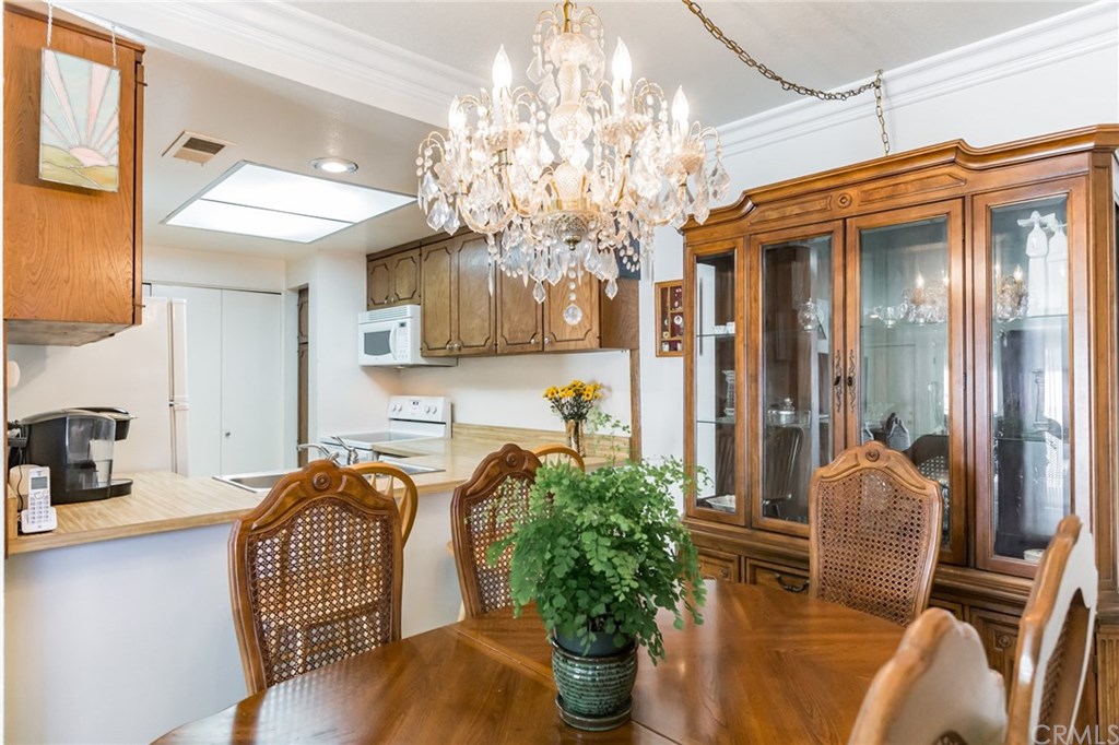 14172 Raintree Road Tustin, CA 92780 - Photo 8 of 30