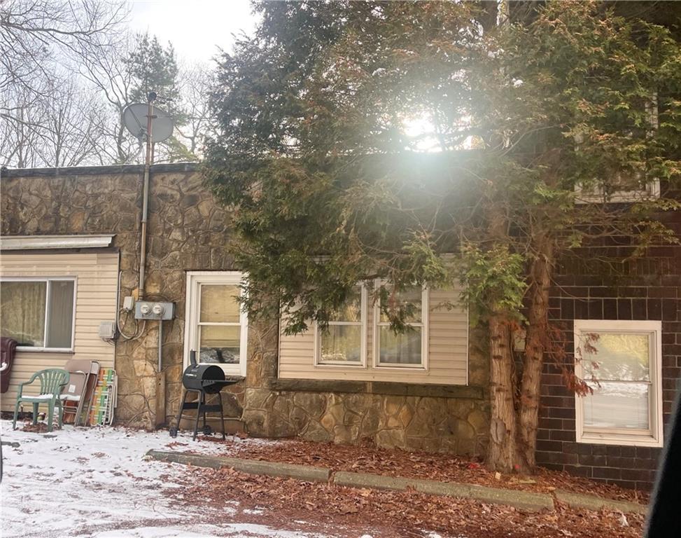 570 Herman Road Butler, PA 16002 - Photo 3 of 4