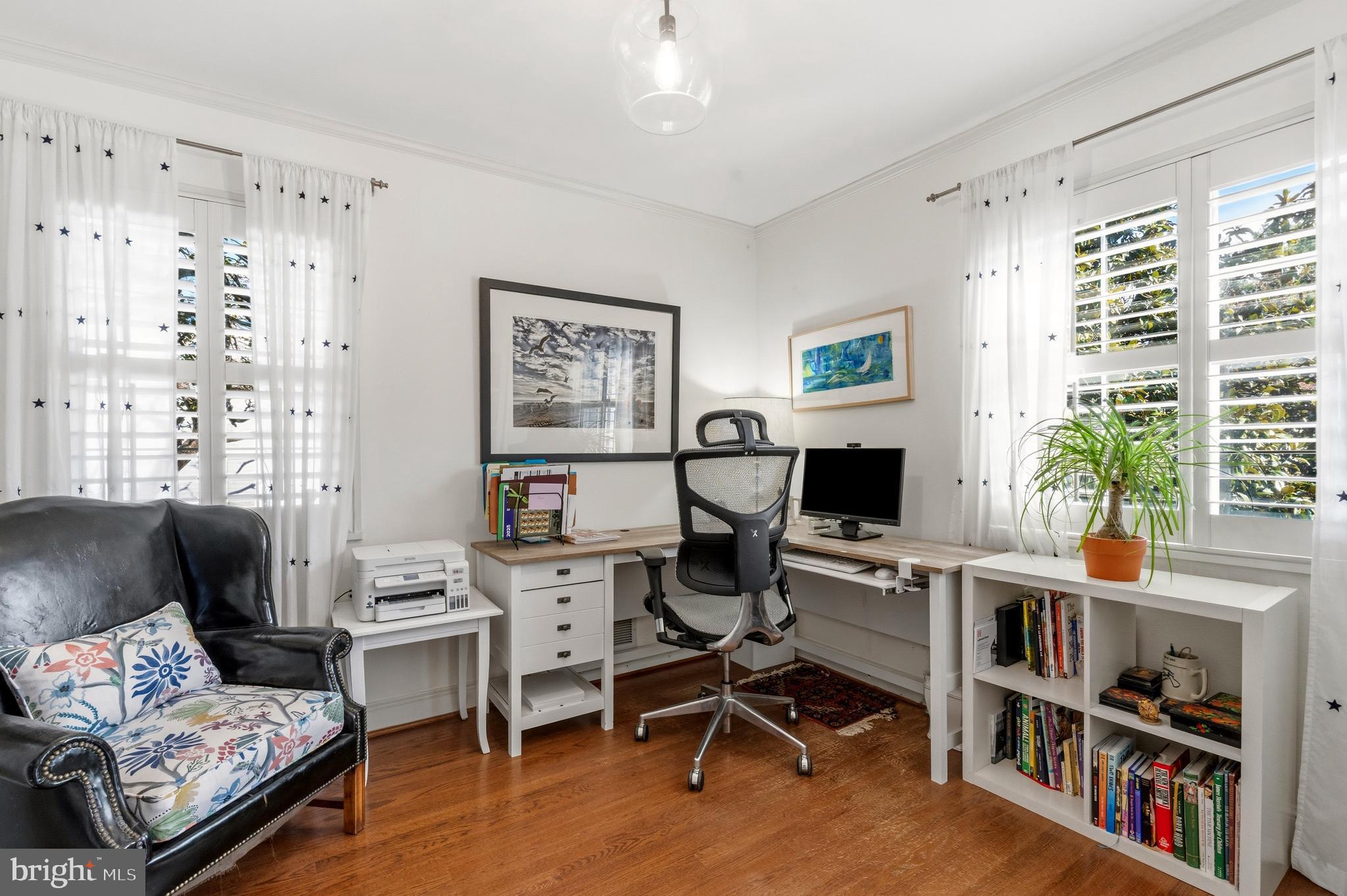 402 Skyhill Road Alexandria, VA 22314 - Photo 26 of 42 Bedroom 4 or office