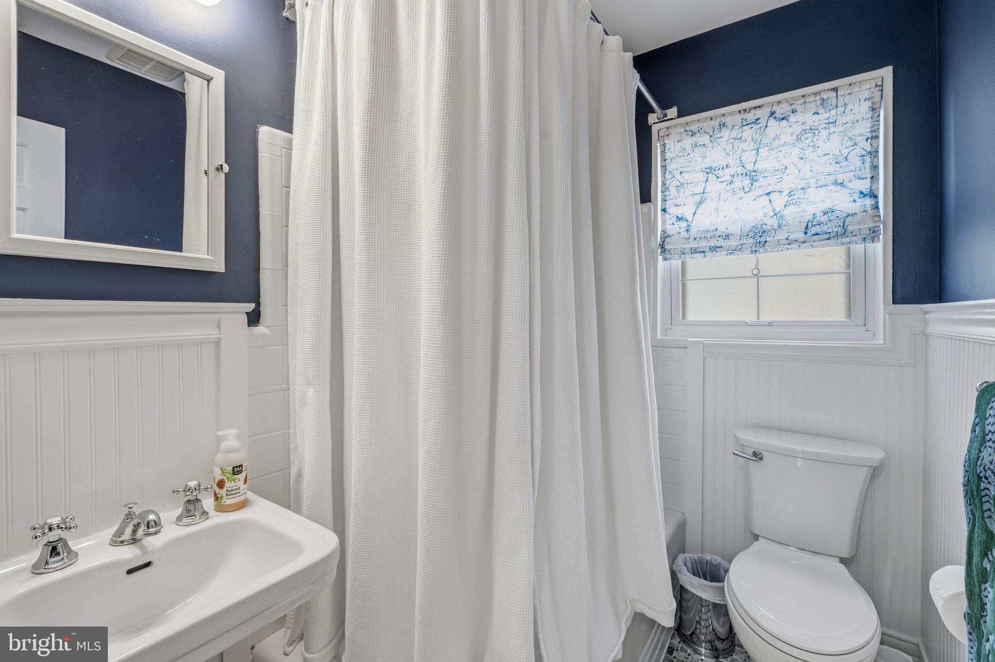 402 Skyhill Road Alexandria, VA 22314 - Photo 27 of 42 Full bath 2