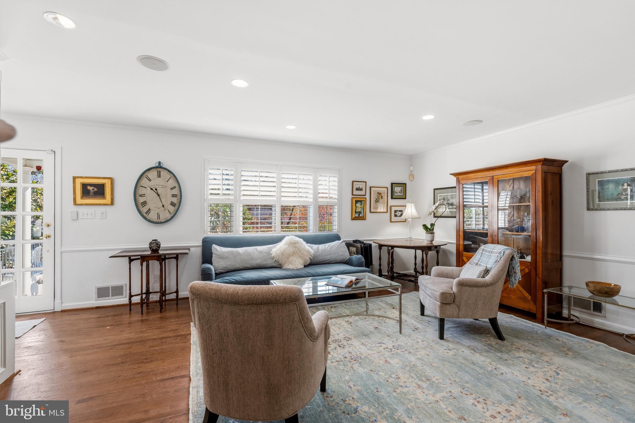 402 Skyhill Road Alexandria, VA 22314 - Photo 3 of 42 Wood floors, plantation shutters