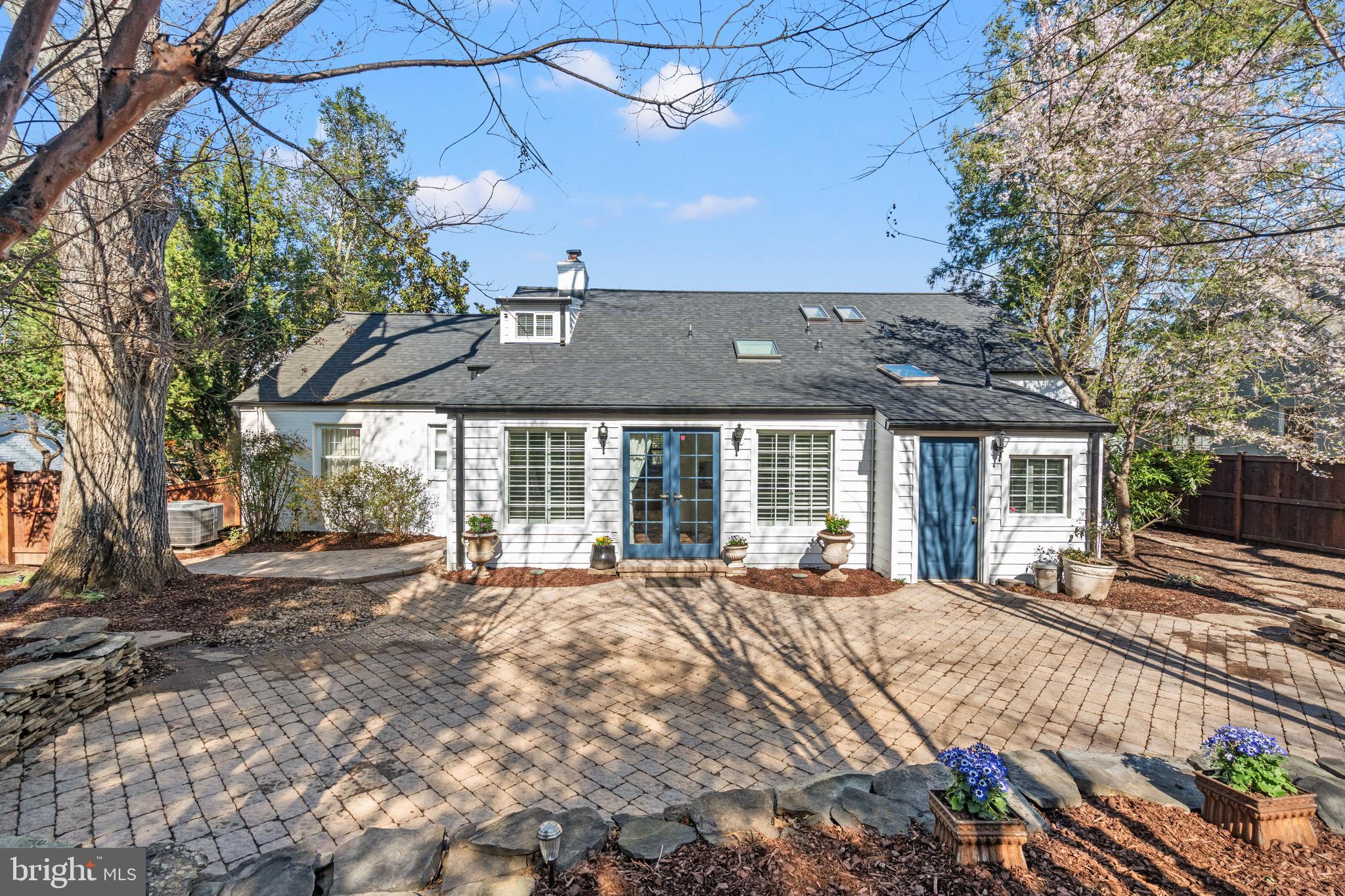 402 Skyhill Road Alexandria, VA 22314 - Photo 39 of 42 Skyhill Rd