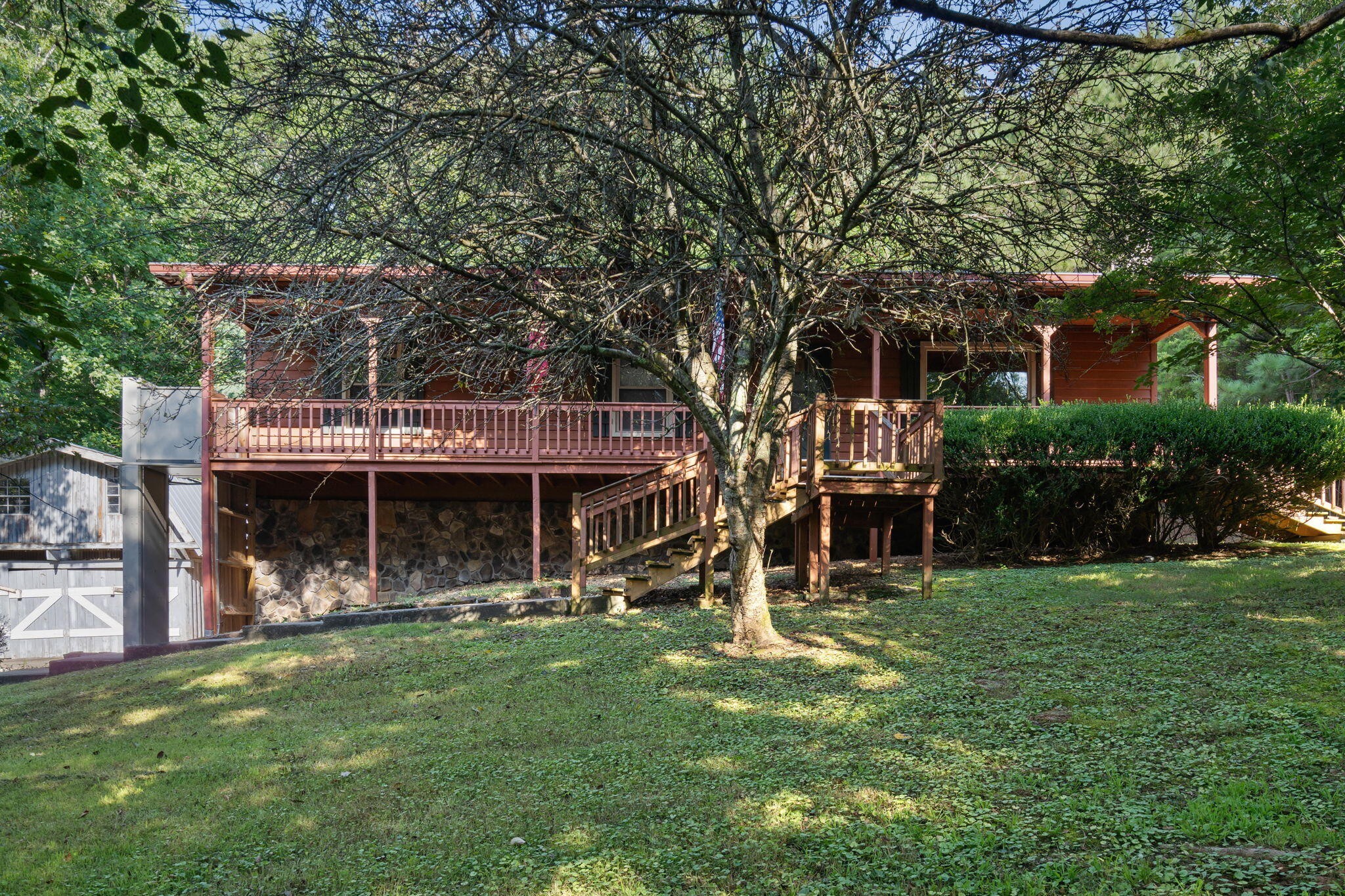 444 Morgan Road Charleston, TN 37310 - Photo 2 of 19 Gallery Image 2