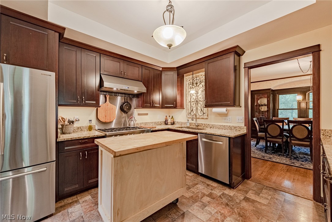 4682 Mayfield Road Cleveland, OH 44121 - Photo 14 of 32