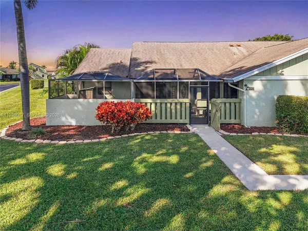 $319,750 | 5694 Northpointe Lane, Boynton Beach, FL 33437