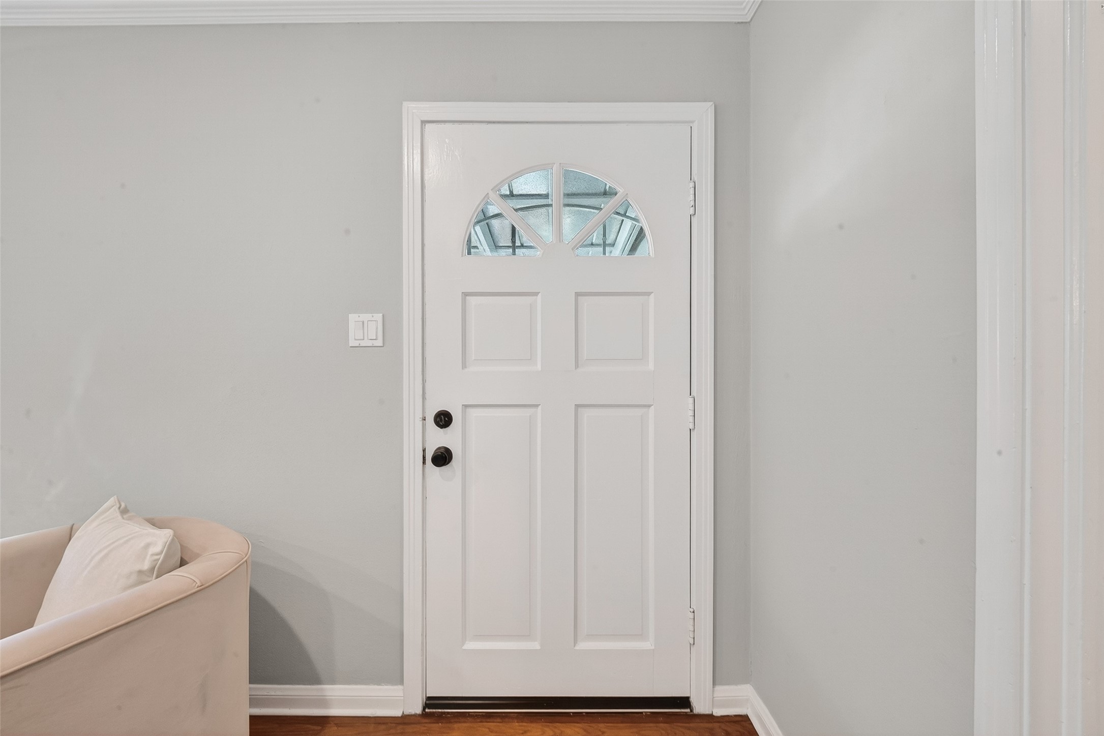 2019 Gostick Street Houston, TX 77008 - Photo 7 of 36