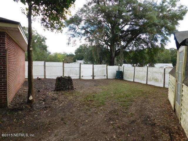 9770 Lily Road Jacksonville, FL 32246 - Photo 18 of 53 Yard_Rear-e