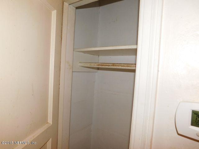 9770 Lily Road Jacksonville, FL 32246 - Photo 34 of 53 13_Hall_Closet