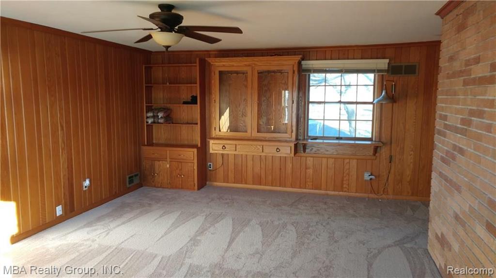 22271 West River Road Grosse Ile, MI 48138 - Photo 27 of 41