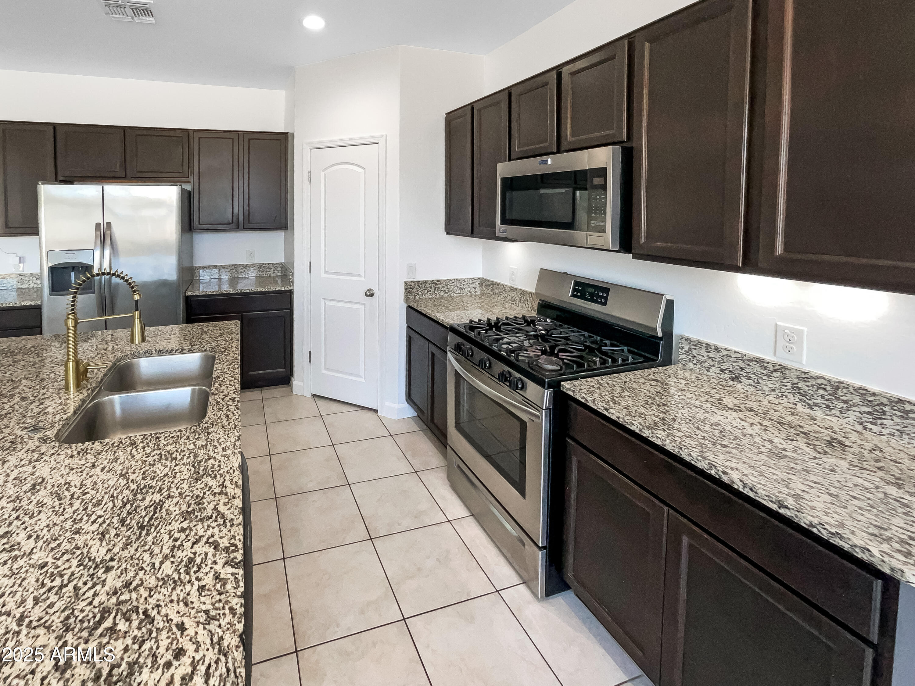 30643 West Osborn Road Buckeye, AZ 85396 - Photo 18 of 33 photo_18