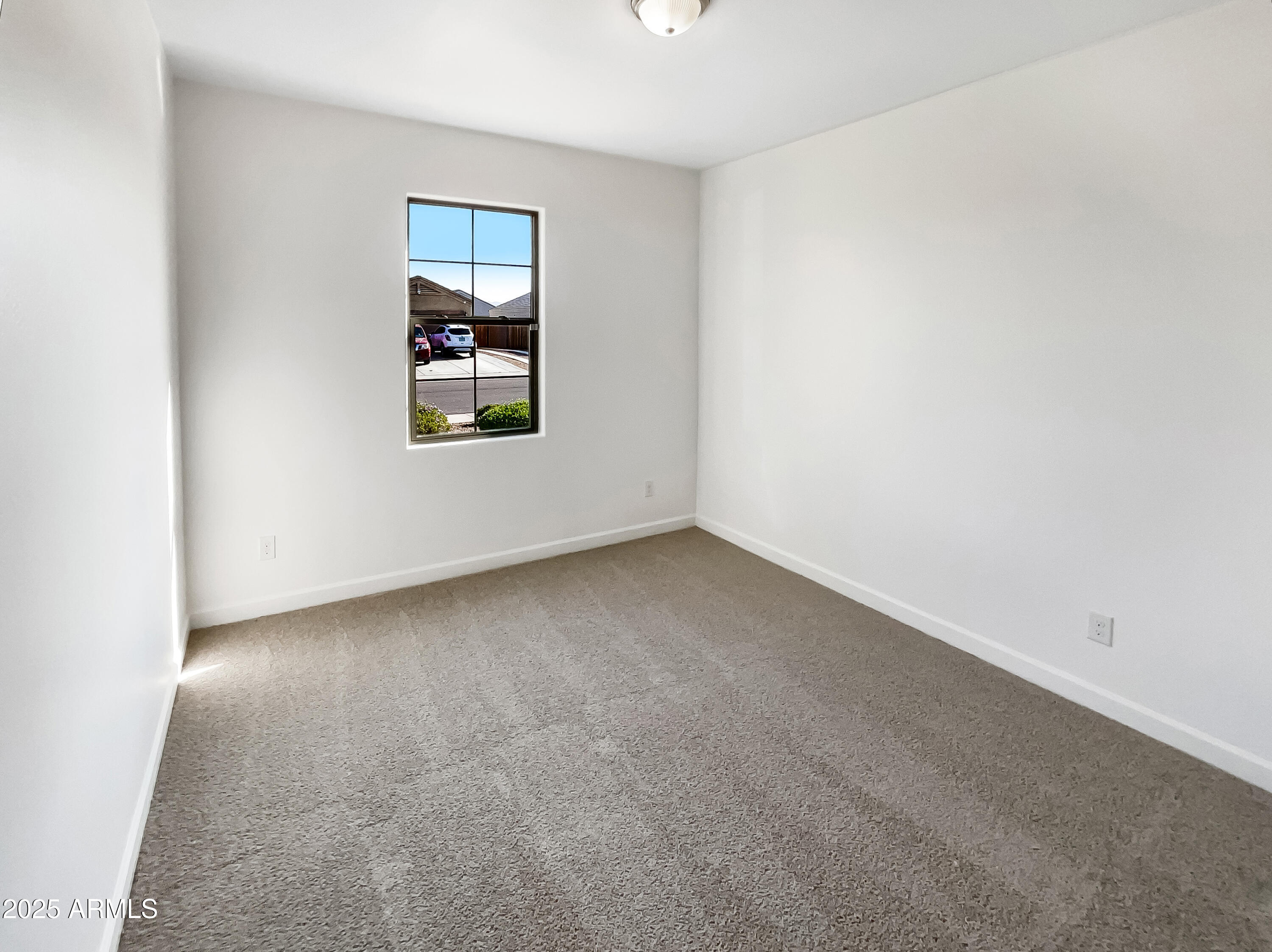 30643 West Osborn Road Buckeye, AZ 85396 - Photo 5 of 33 photo_05