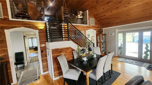 $567,000 | 488 West 640th Avenue, Girard, KS 66743