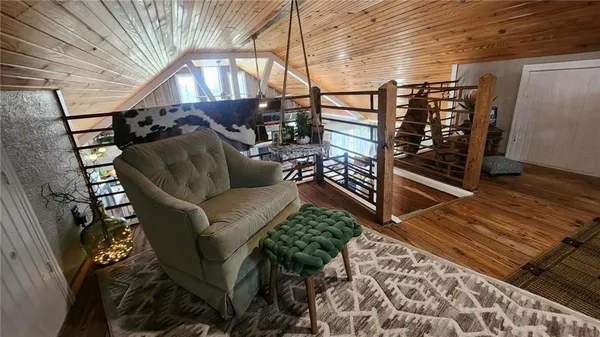 $567,000 | 488 West 640th Avenue, Girard, KS 66743