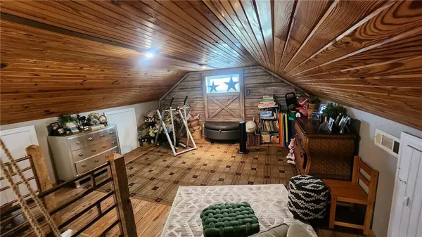 $567,000 | 488 West 640th Avenue, Girard, KS 66743