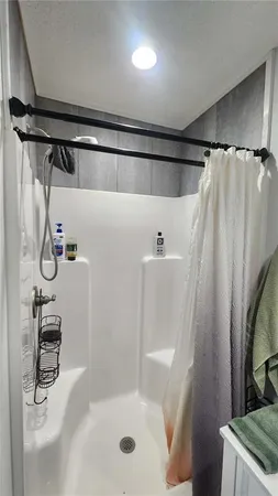 $567,000 | 488 West 640th Avenue, Girard, KS 66743