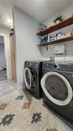 $567,000 | 488 West 640th Avenue, Girard, KS 66743