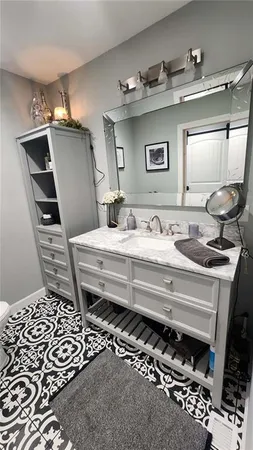 $567,000 | 488 West 640th Avenue, Girard, KS 66743