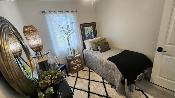 $567,000 | 488 West 640th Avenue, Girard, KS 66743