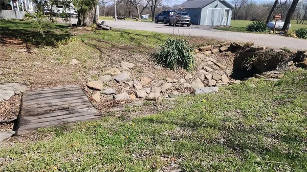 $567,000 | 488 West 640th Avenue, Girard, KS 66743