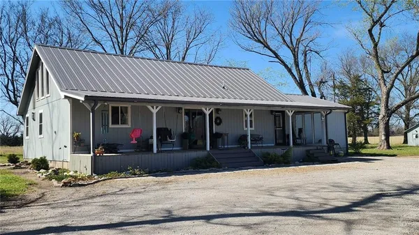$567,000 | 488 West 640th Avenue, Girard, KS 66743