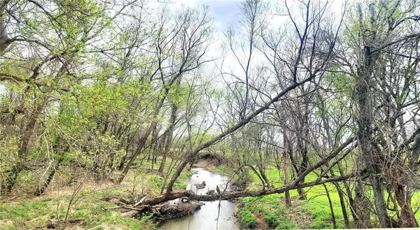 $567,000 | 488 West 640th Avenue, Girard, KS 66743