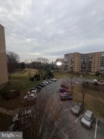 $2,550 | 3310 North Leisure World Boulevard, Unit 6408, Silver Spring, MD 20906