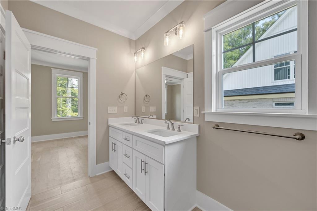194 Pipers Ridge West Winston-Salem, NC 27127 - Photo 22 of 41 Gallery Image 22