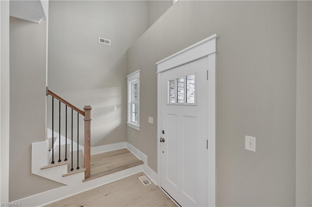 194 Pipers Ridge West Winston-Salem, NC 27127 - Photo 6 of 41 Gallery Image 6