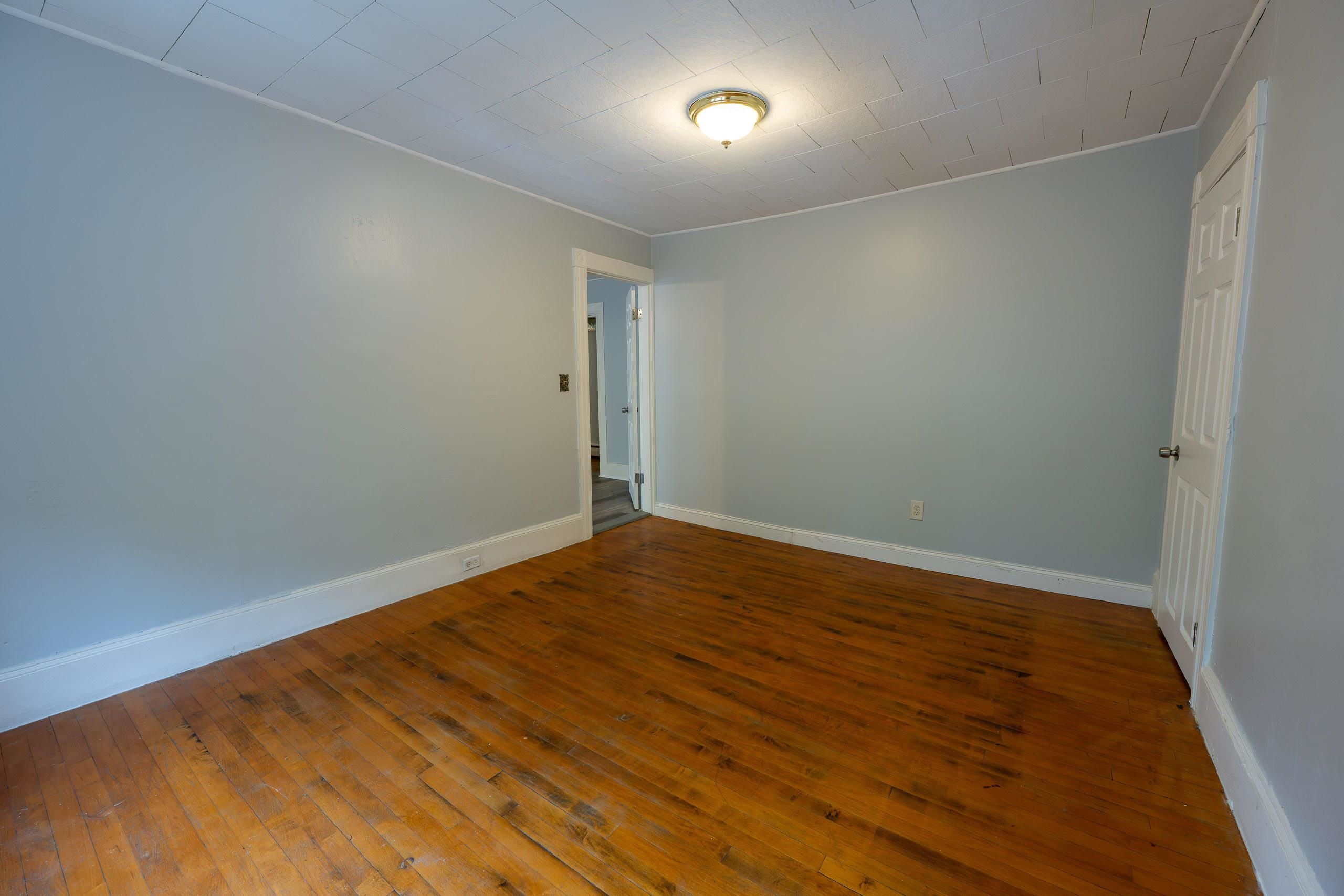125 Tarrytown Road, Unit 123 Manchester, NH 03103 - Photo 15 of 30