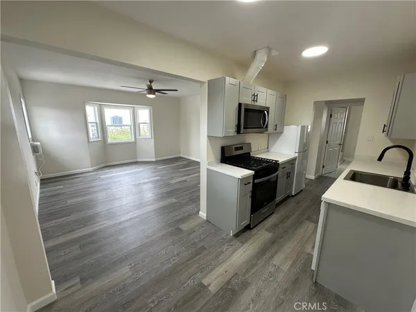 $2,400 | 6326 Franklin Avenue, Hollywood, CA 90028