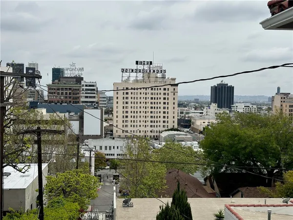 $2,400 | 6326 Franklin Avenue, Hollywood, CA 90028