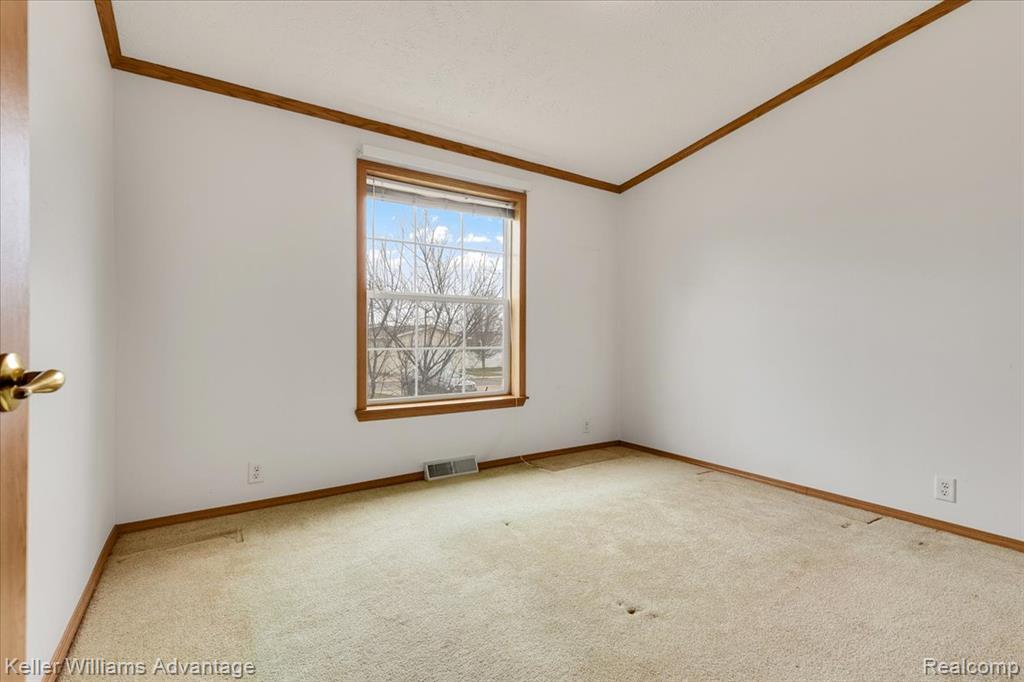 22 Ridgeway Ann Arbor, MI 48104 - Photo 18 of 25 Gallery Image 18