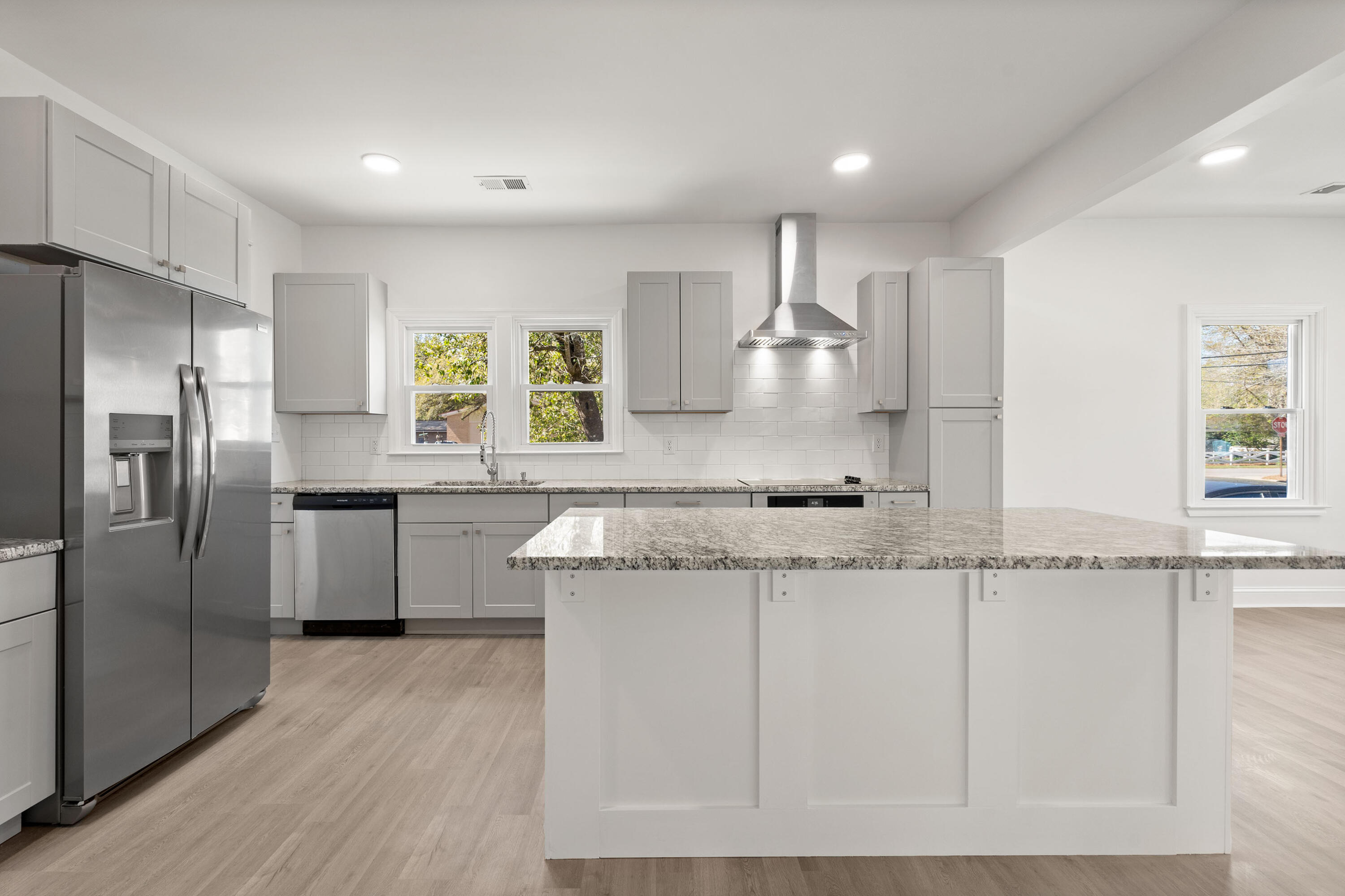 209 Raysor Street St. George, SC 29477 - Photo 14 of 32 14