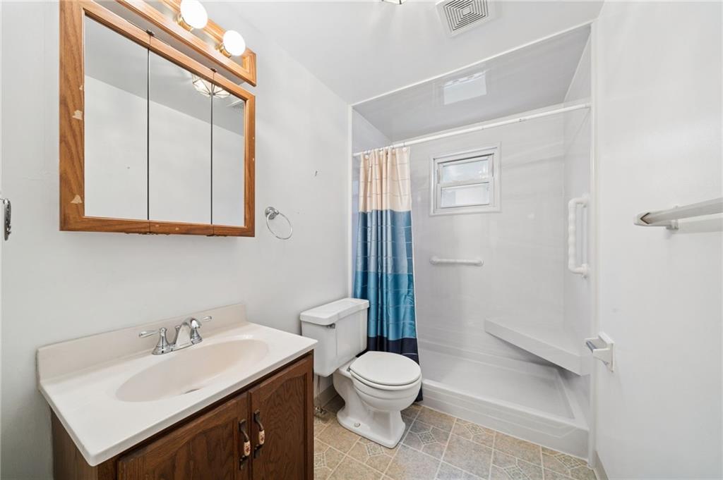 3025 Universal Road Pittsburgh, PA 15235 - Photo 21 of 33