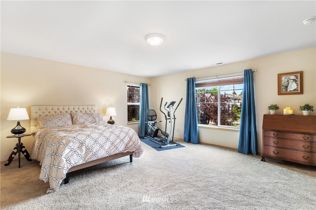 15318 38th Drive Southeast Bothell, WA 98012 - Photo 12 of 23 Gallery Image 12