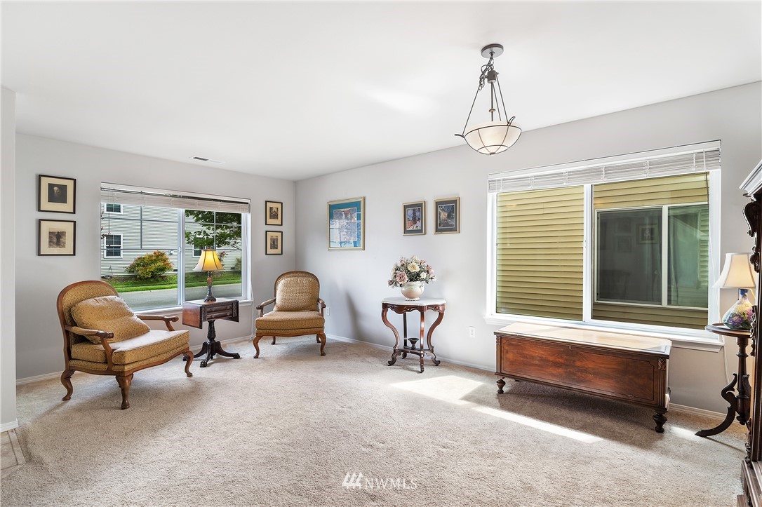 15318 38th Drive Southeast Bothell, WA 98012 - Photo 3 of 23 Gallery Image 3