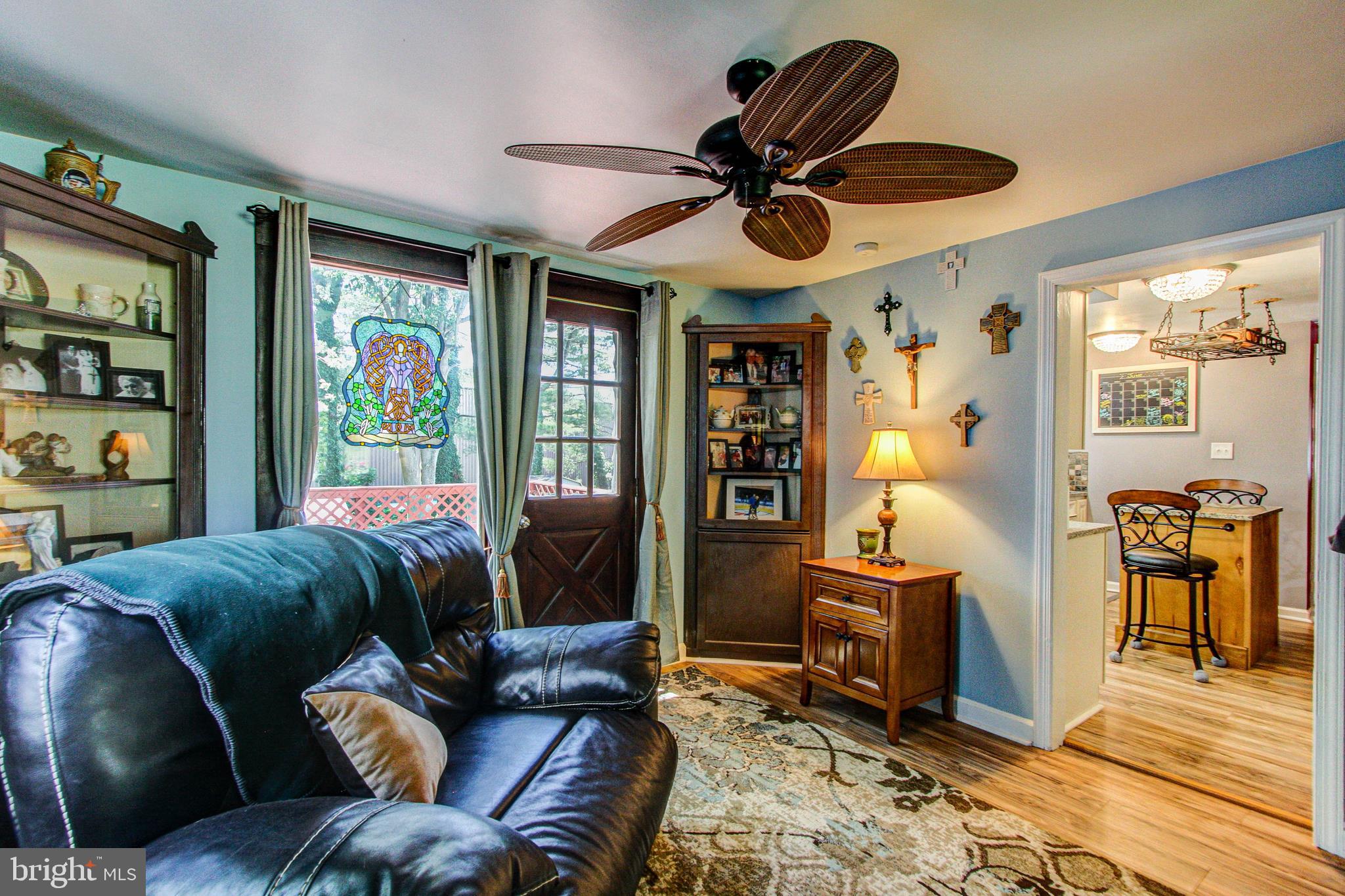 220 Byberry Road Hatboro, PA 19040 - Photo 11 of 28 Sitting Room