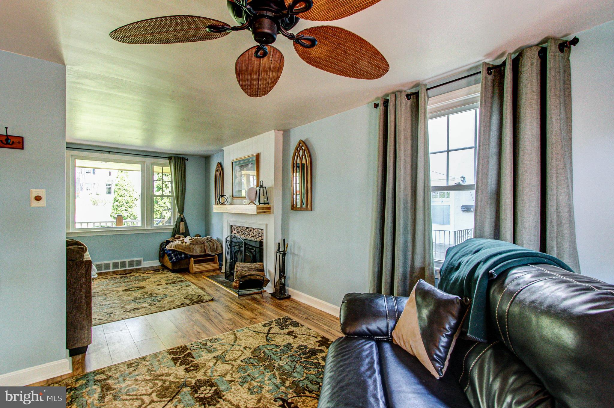 220 Byberry Road Hatboro, PA 19040 - Photo 9 of 28 Sitting Room