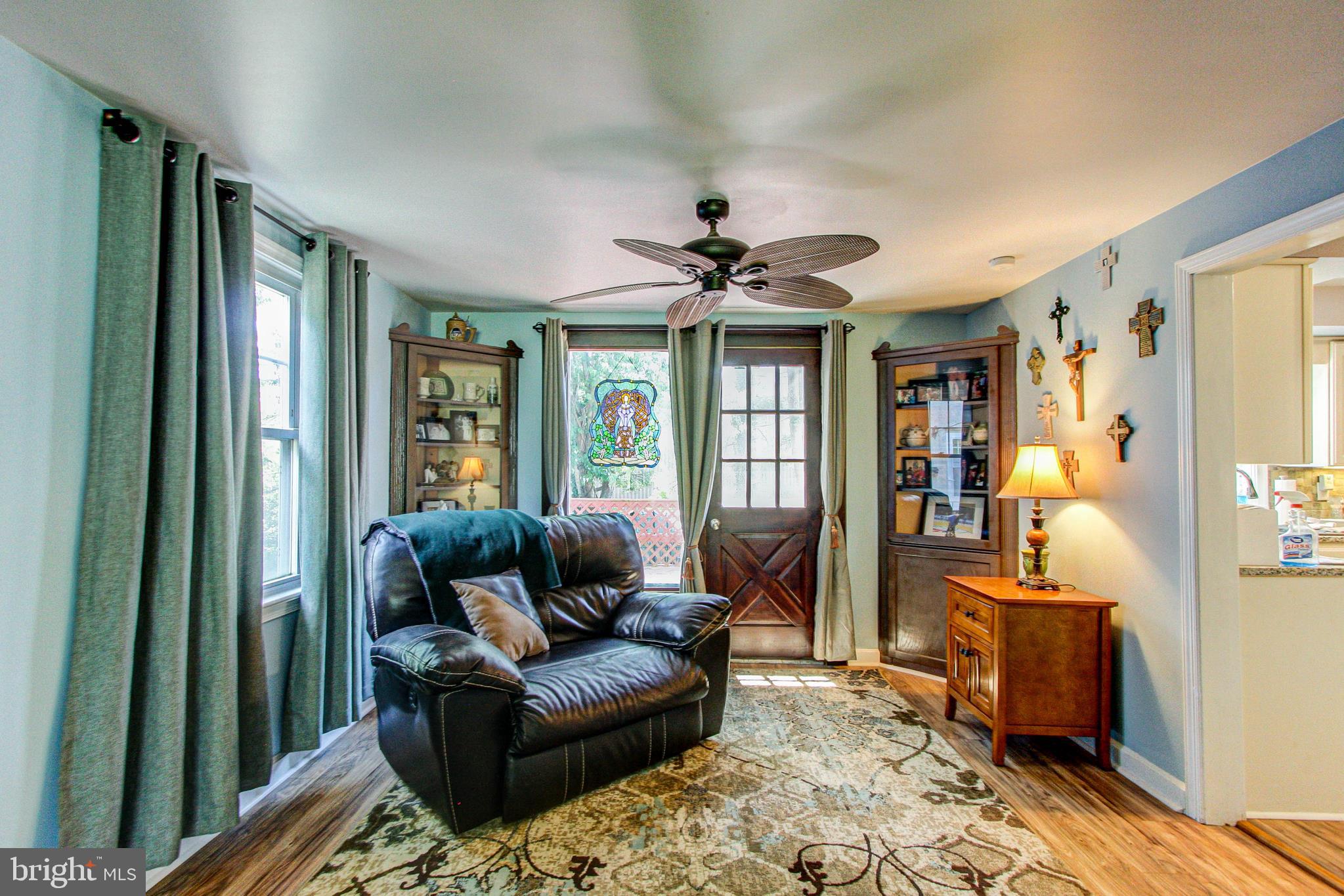 220 Byberry Road Hatboro, PA 19040 - Photo 10 of 28 Sitting Room