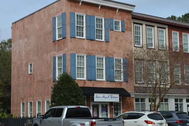 $3,400 | 728 South Shelmore Boulevard, Unit 36, Mount Pleasant, SC 29464