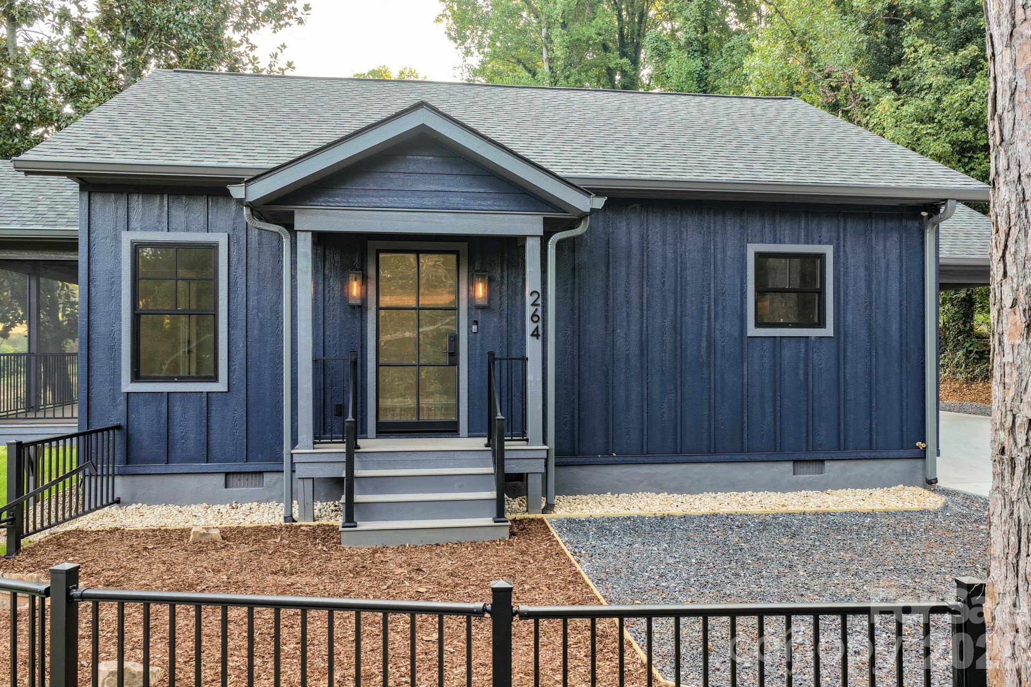 264 Elm Street Rutherfordton, NC 28139 - Photo 4 of 28 Gallery Image 4
