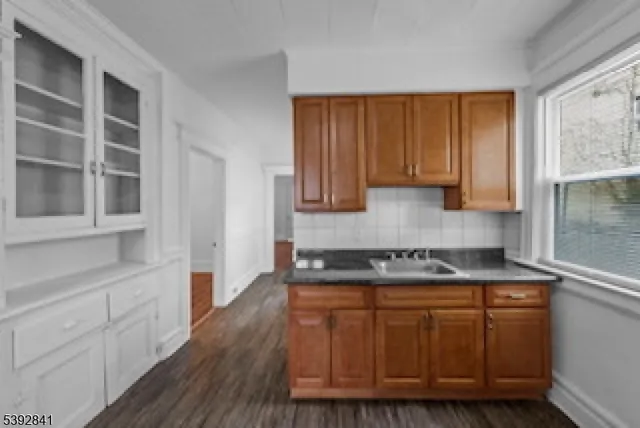 $679,000 | 937 Grove Street, Irvington, NJ 07111