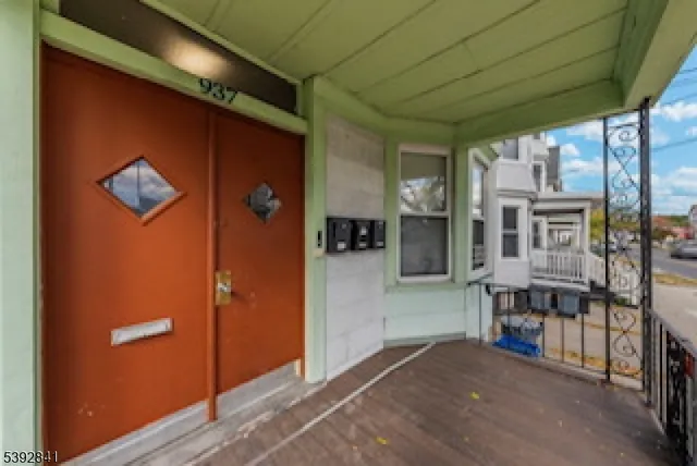 $679,000 | 937 Grove Street, Irvington, NJ 07111