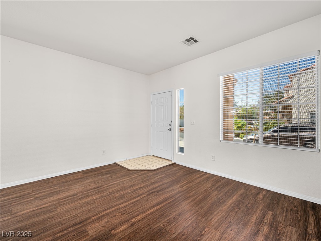 1153 Stormy Valley Road Las Vegas, NV 89123 - Photo 9 of 40 Gallery Image 9