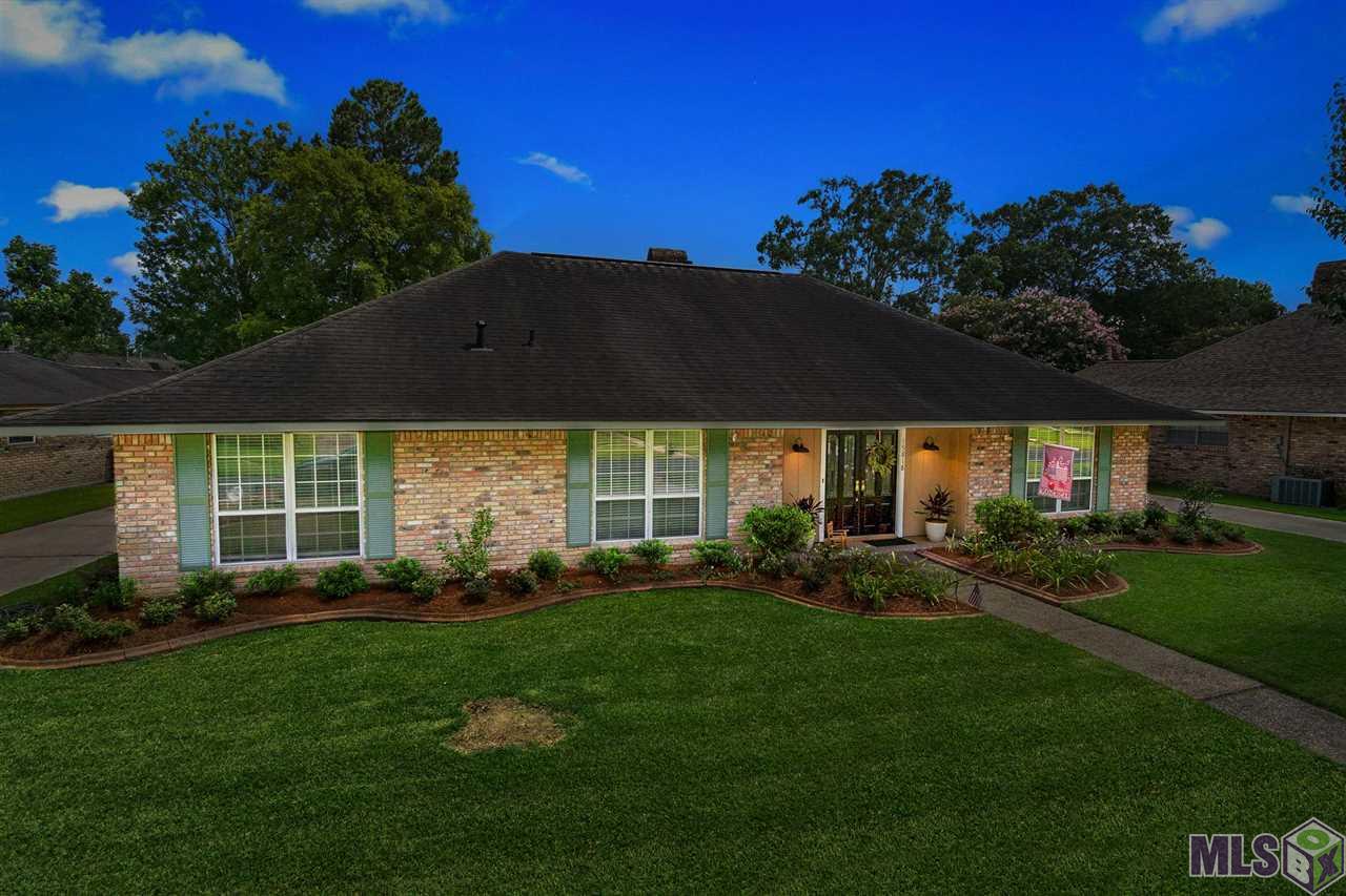 15818 Shenandoah Avenue Baton Rouge, LA 70817 - Photo 1 of 19 Gallery Image 1