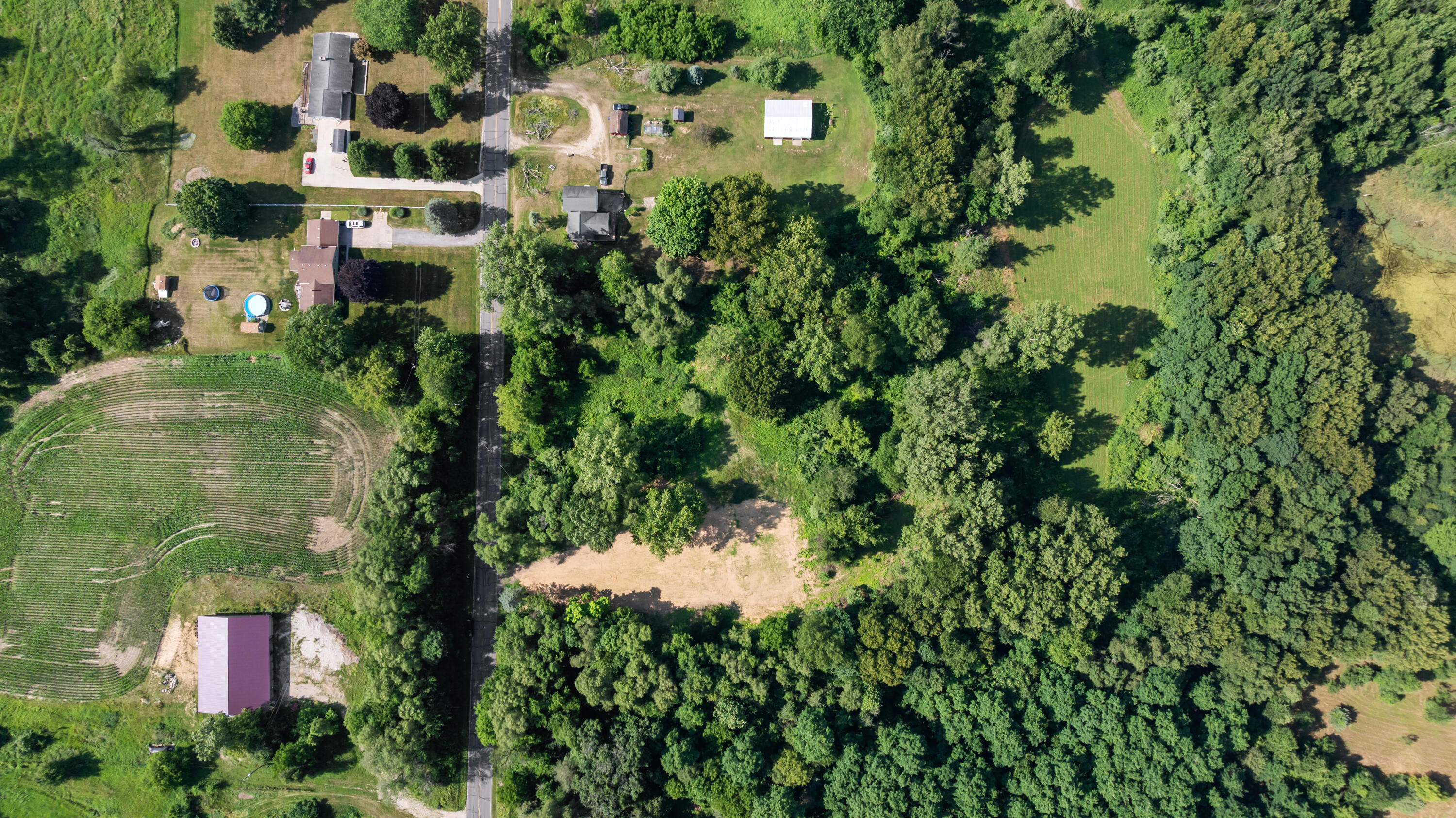 5105 Springbrook Road Jackson, MI 49201 - Photo 8 of 12 DJI_20260702172135_0087_D